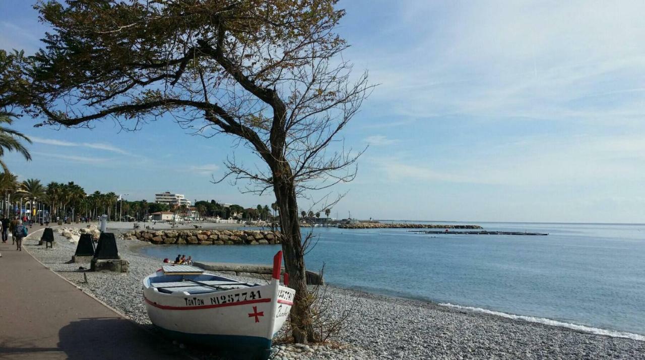 Apartamento Le Laurier Cagnes-sur-Mer Exterior foto